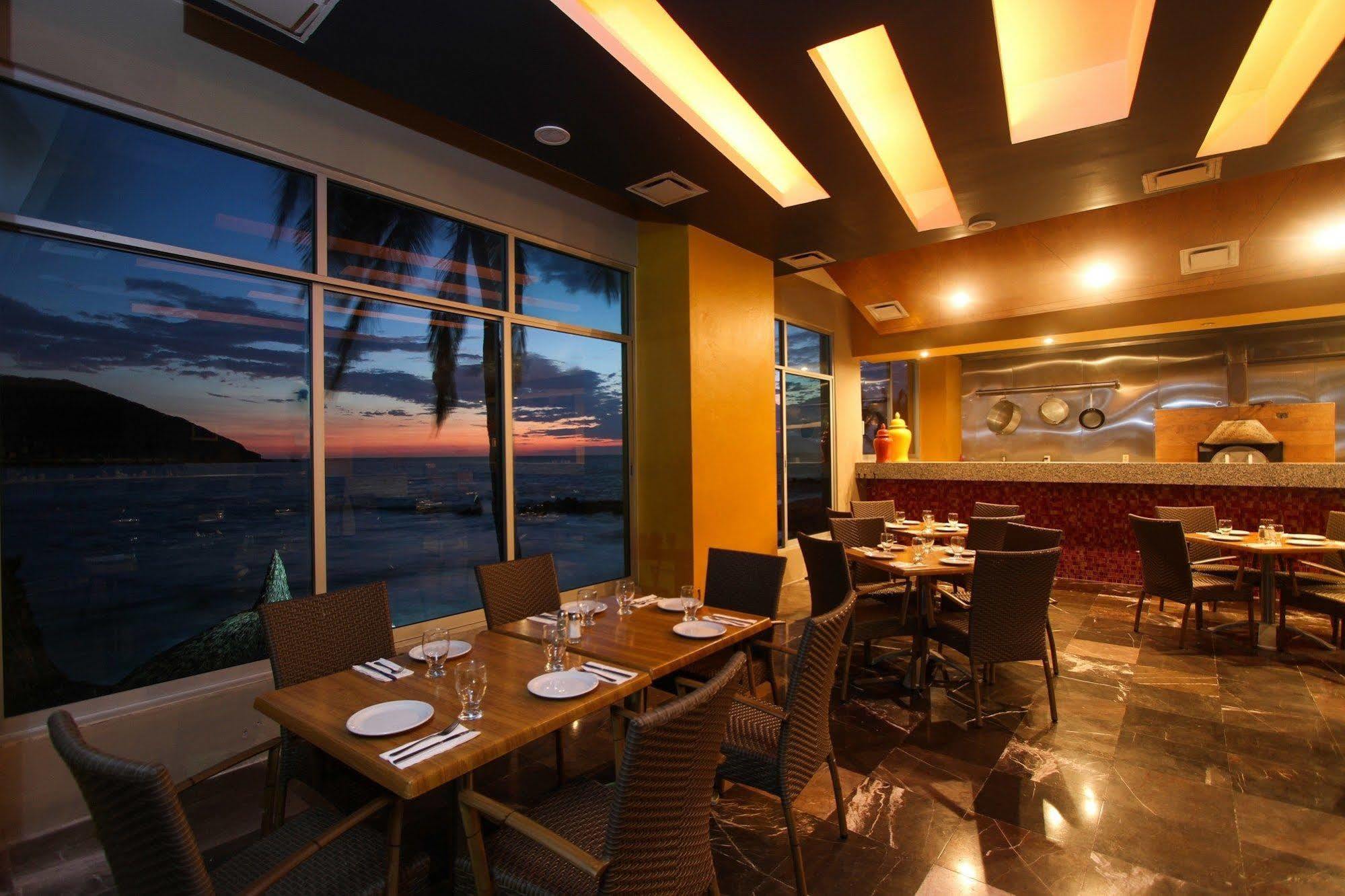 Oceano Palace Mazatlan Ngoại thất bức ảnh